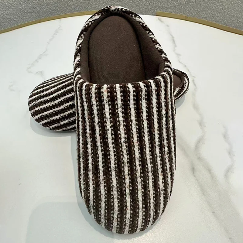 Strona główna Ciche bawełniane kapcie